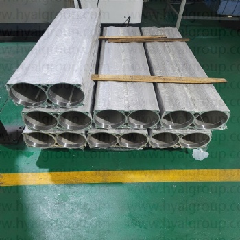 Aluminium profiles for rodless cylinder housings